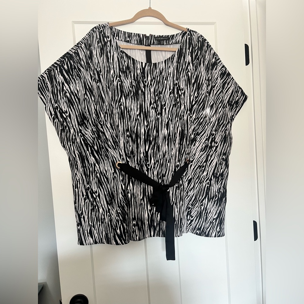 Lane Bryant Monochrome Abstract Blouse